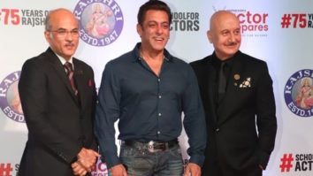 Star Studded special screening of Uunchai | Salman Khan, Akshay Kumar, Kangana Ranaut and many more