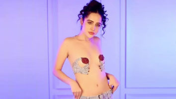 Uorfi Javed looks perfectly fine in her uniquely styled outfit