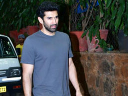 Aditya Roy Kapur’s affection towards his fans is stealing hearts