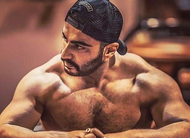 Arjun Kapoor sweating out in THIS video will get you charged up for “Friyay”, watch