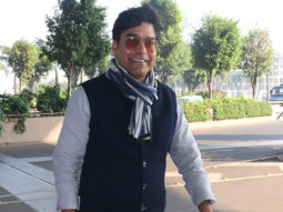 Ashutosh Rana greets paps as he gets clicked at the airport