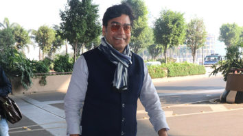 Ashutosh Rana greets paps as he gets clicked at the airport