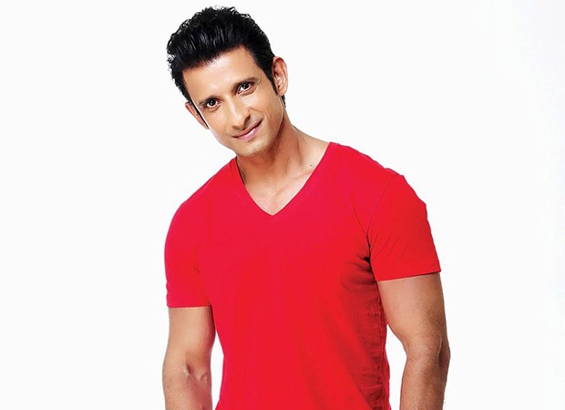 EXCLUSIVE: Sharman Joshi opens up on getting married to Prerna Chopra a year after his debut; calls himself “Old-School” person : Bollywood News