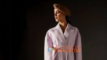 Celeb Photos Of Elli AvrRam