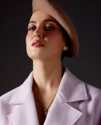 Celeb Photos Of Elli AvrRam