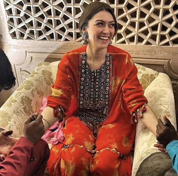 Hansika Motwani’s wedding glow is unmissable in her mehendi ceremony pictures; actress looked stunning in tie and die co-ord set Hansika Motwani’s wedding glow is unmissable in her mehendi ceremony pictures; actress looked stunning in tie and die co-ord set