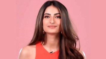 Palak Tiwari looks cute in the BTS of a brand shoot