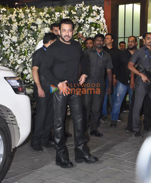 photos aayush sharma hosts salman khans birthday bash at his residence 1122 4