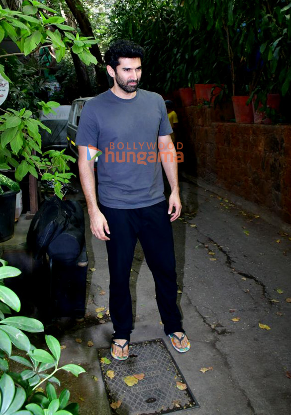 photos aditya roy kapur spotted at krome studio in bandra 1