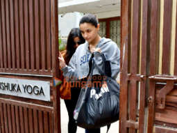 Photos: Alia Bhatt spotted at Anshuka Yoga in Bandra