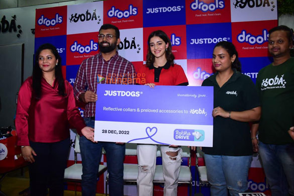 photos ananya pandey snapped at drools indias food donation drive at yoda 9