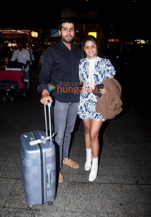 Photos: Anjali Arora and Palak Tiwari snapped at the airport