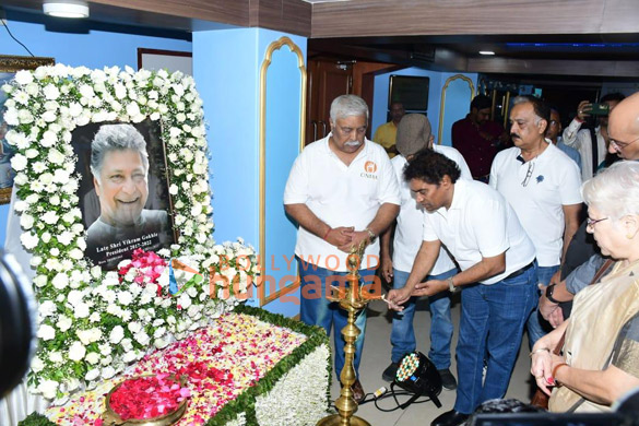 Photos: Celebs attend prayer meet of late actor Vikram Gokhale Photos: Celebs attend prayer meet of late actor Vikram Gokhale