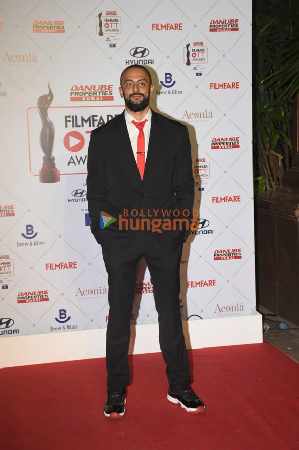 photos celebs attend the filmfare ott awards 2022 17