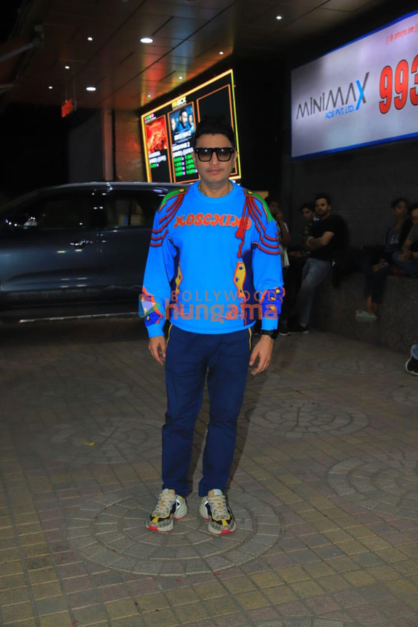 photos celebs grace the premiere of an action hero at pvr city mall 3