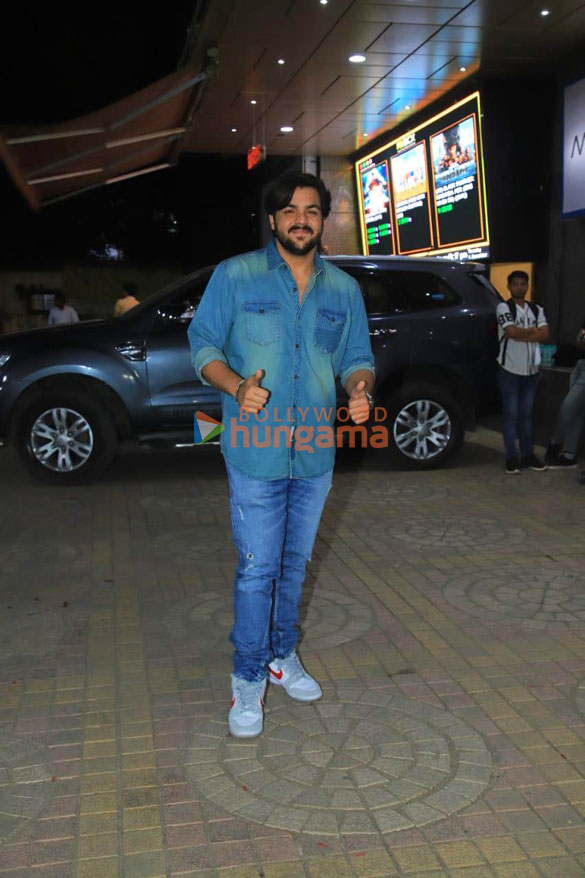 photos celebs grace the premiere of an action hero at pvr city mall 6