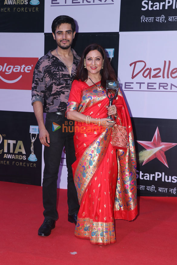 photos celebs snapped attending the red carpet of the 22nd ita awards in mumbai 008 16