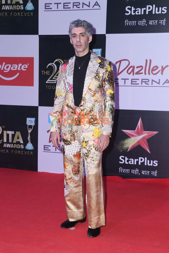 photos celebs snapped attending the red carpet of the 22nd ita awards in mumbai 008 17