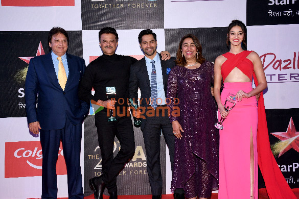Photos: Celebs snapped attending the Red Carpet of the 22nd ITA Awards in Mumbai Photos: Celebs snapped attending the Red Carpet of the 22nd ITA Awards in Mumbai