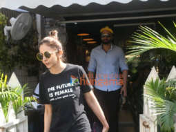 Photos: Jackky Bhagnani and Rakul Preet Singh snapped in Bandra