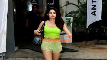Photos: Janhvi Kapoor snapped outside the gym