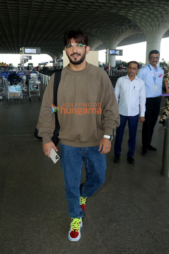 photos nora fatehi kiara advani aditya seal anushka ranjan and others snapped at the airport 1