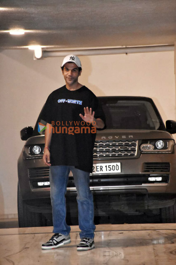 photos ranbir kapoor alia bhatt sidharth malhotra arjun kapoor and rajkummar rao snapped at luv ranjans house in bandra 5 2