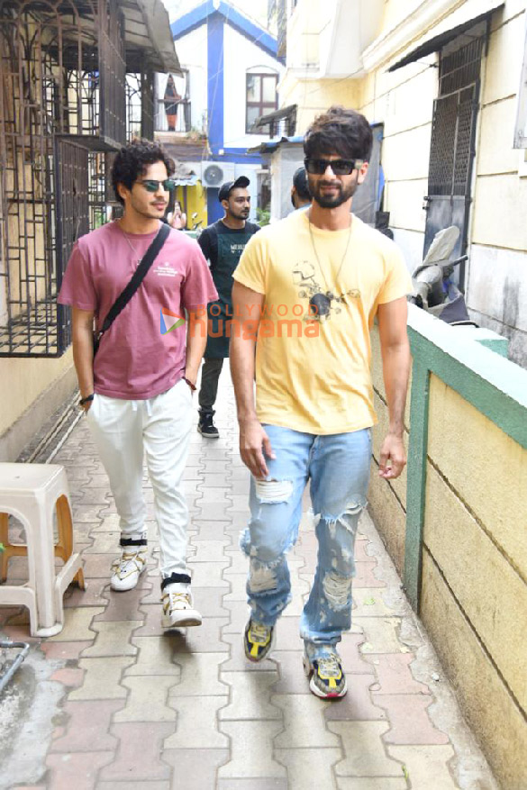 Photos: Shahid Kapoor and Ishaan Khatter snapped in Bandra