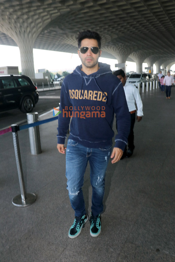 photos vicky kaushal katrina kaif varun dhawan and others snapped at the airport 10