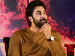 Ranbir Kapoor expresses fear of becoming a senior citizen: “Will I be able to play football with my children?”