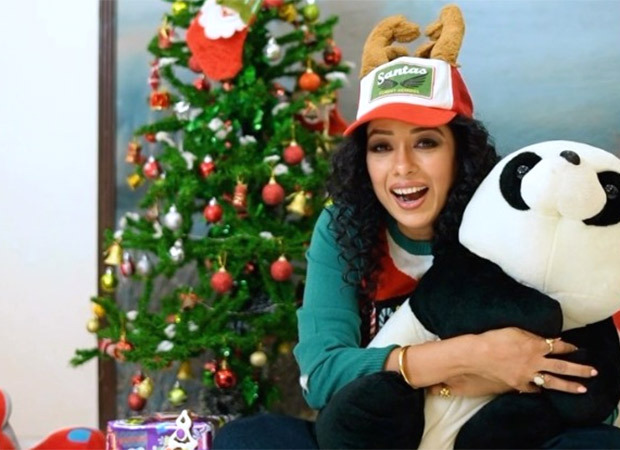 Anupama star Rupali Ganguly glimmers in Christmas spirit; shares adorable video to send wishes, watch 