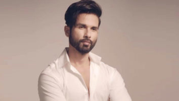 Shahid Kapoor pulls off these cool looks with ease!