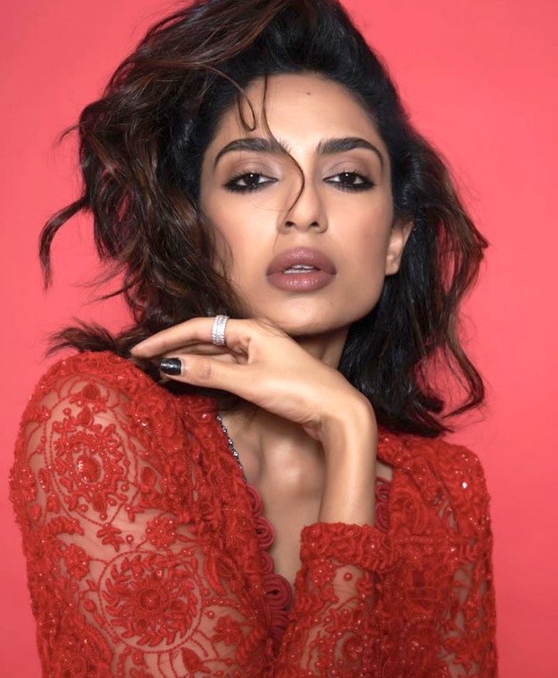 Sobhita Dhulipala looks fiery in red lace gown and Jimmy Choo heels for Filmfare OTT awards 