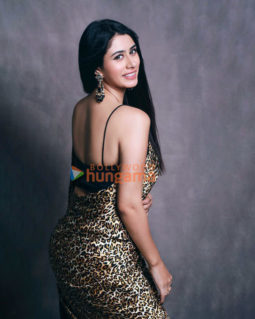 Celeb Photos Of Warina Hussain