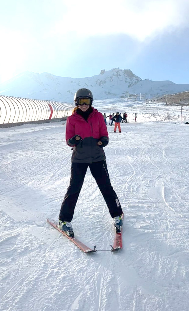 Sharvari Wagh enjoys skiing at Mount Erciyes in Turkey: ‘I finally ticked one thing off my bucket list’ : Bollywood News – Bollywood Hungama