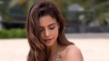 Aamna Shariff enjoys beachy afternoon dressed in a nude dress