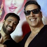Akshay Kumar drops a hilarious selfie with Emraan Hashmi and Aishwarya Rai Bachchan