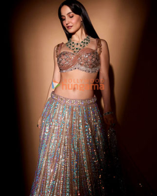 Celeb Photos Of Elli AvrRam