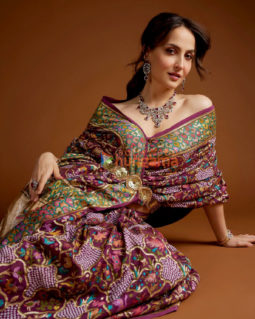 Celeb Photos Of Elli AvrRam
