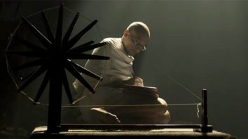 Gandhi Godse – Ek Yudh – Official Trailer | Rajkumar Santoshi