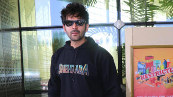 Kartik Aaryan flaunts ‘Shehzada’ hoodie at the airport