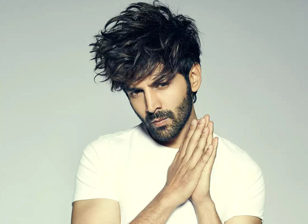 Kartik Aaryan recalls visiting Shah Rukh Khan’s Mannat and Salman Khan’s Galaxy Apartments for the first time: ‘I almost ran from there escaping the lathi charge’ 