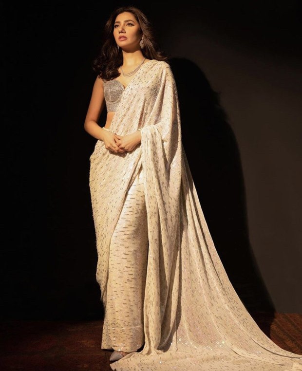 Mahira Khan is winning hearts for her traditional look in an ivory saree with sequins