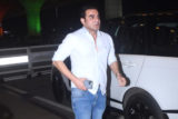 Malaika Arora and Arbaaz Khan see off son Arhaan at the airport, proves that they are the amazing co-parents!