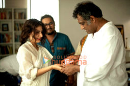 On The Sets Of The Movie Metro… In Dino