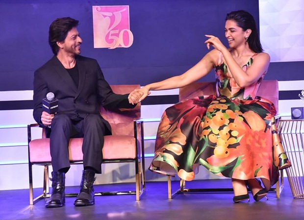 Pathaan couple show off their romance as Shah Rukh Khan sings 'Aankhon Mein Teri' for Deepika Padukone