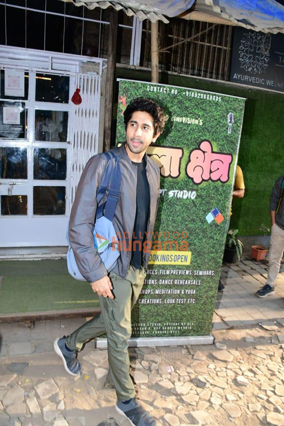 photos ananya panday vihaan samat and vikramaditya motwane snapped in versova 3