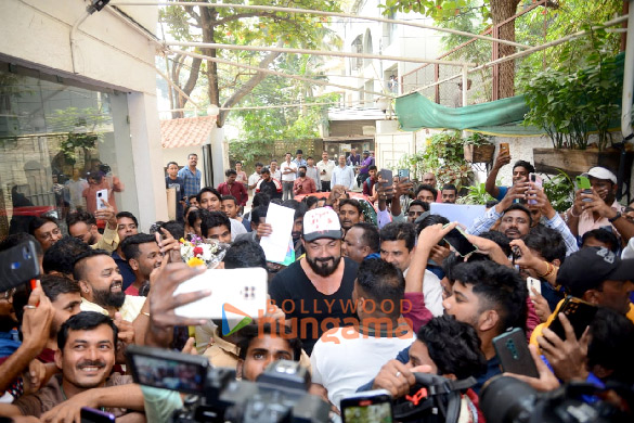 photos bobby deol celebrates his birthday with media at sunny super sound in juhu 5