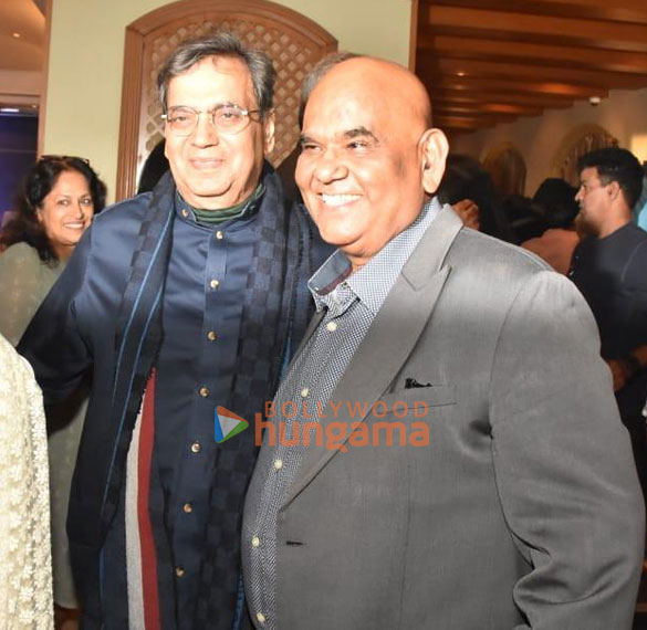 photos celebs attend javed akhtars book launch 665 7
