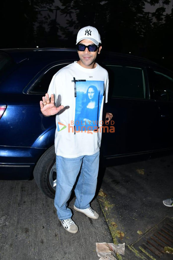 photos celebs grace the screening of pathaan at pvr juhu 1